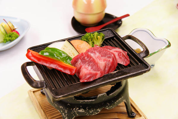 能登牛の鉄板焼き 休暇村サービス公共の宿 国民宿舎能登小牧台