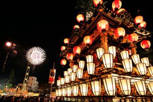 休暇村グループの公共の宿 国民宿舎両神荘 秩父夜祭