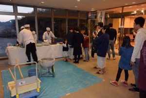 休暇村グループ 公共の宿 国民宿舎サンロード吉備路 おもちつき